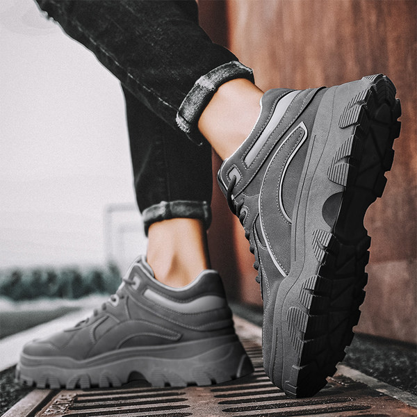 Zimske čizme s grubim potplatom za muškarce