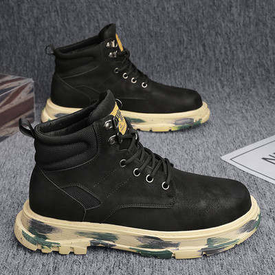 Ανδρικές χειμερινές μπότες με ψηλό λογότυπο και κορδόνια