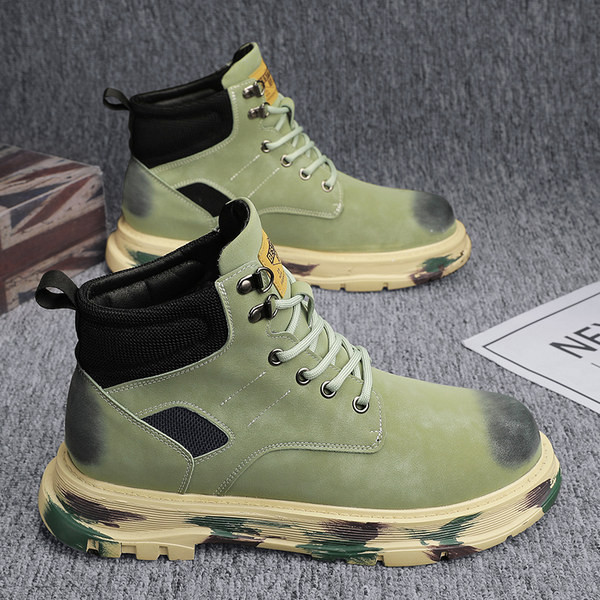 Ανδρικές χειμερινές μπότες με ψηλό λογότυπο και κορδόνια