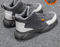 Muške zimske čizme s podstavom