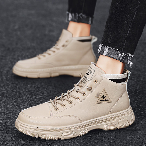 Ανδρικά χειμωνιάτικα μποτάκια με φόδρα και κορδόνια