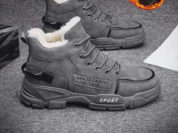 Χειμερινά ανδρικά μποτάκια με πουπουλένια φόδρα