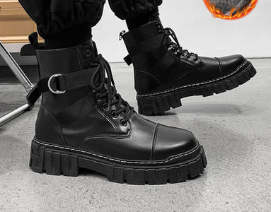 Ανδρικά δερμάτινα μποτάκια με ομαδική σόλα - μαύρο χρώμα