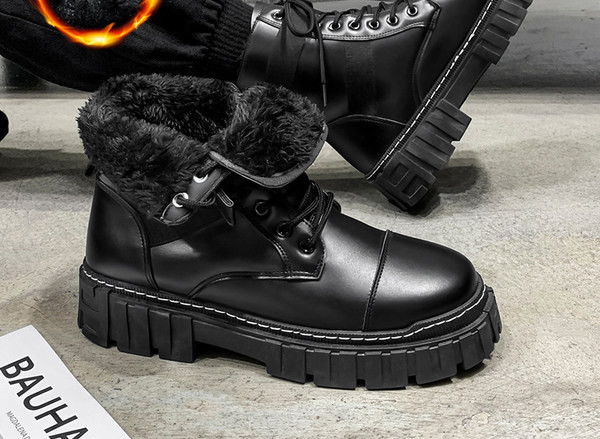 Ανδρικά δερμάτινα μποτάκια με ομαδική σόλα - μαύρο χρώμα