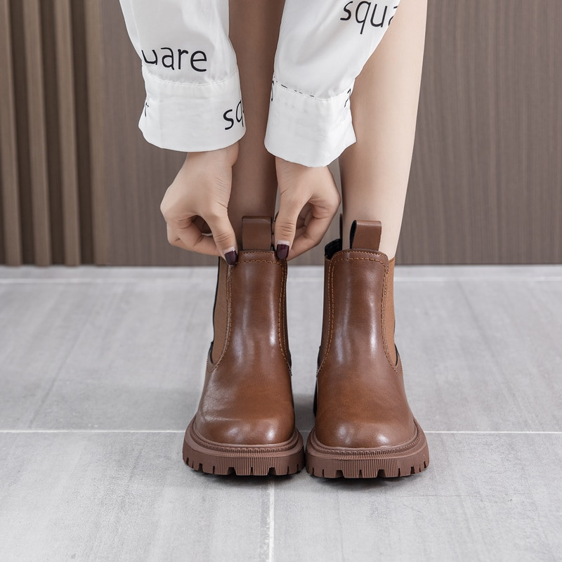 AIYUQI sieviešu Chelsea zābaki  2022. gada jauna rudens ziemas modes sieviešu puszābaki Retro Marton zābaki sievietēm