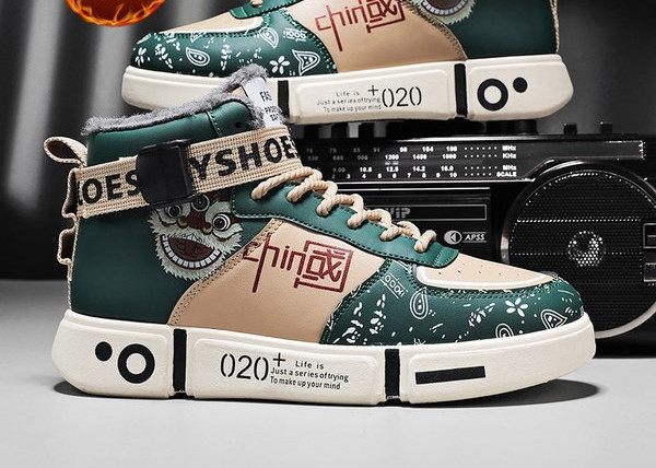 Ανδρικά χειμερινά παπούτσια με πουπουλένια φόδρα - δύο μοντέλα