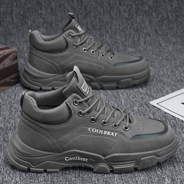 Ανδρικά παπούτσια από οικολογικό δέρμα με γράμματα και κορδόνια