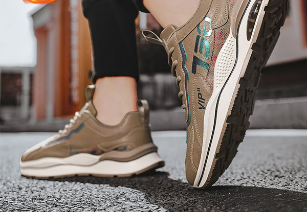 Ανδρικά sneakers με φόδρα σε τρία χρώματα