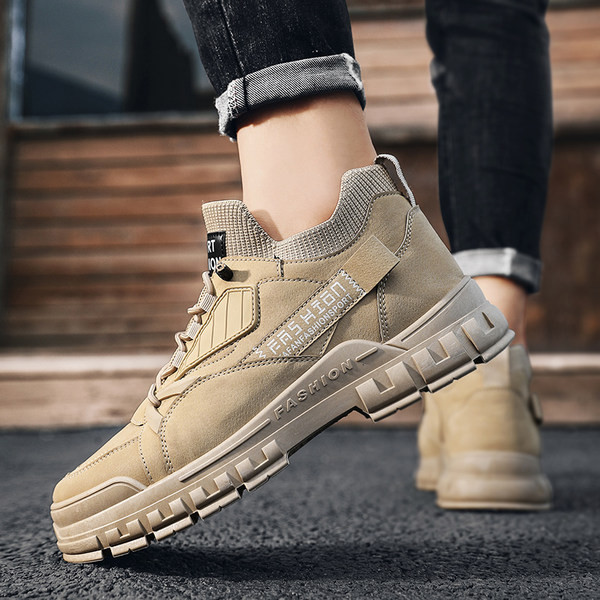 Ανδρικά αθλητικά sneakers με επιγραφή