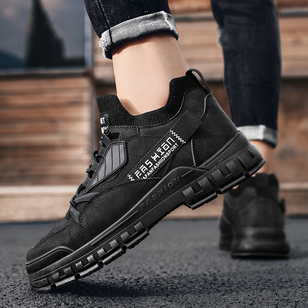 Ανδρικά αθλητικά sneakers με επιγραφή