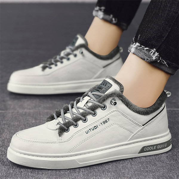 Ανδρικές χειμερινές μπότες με πούπουλο