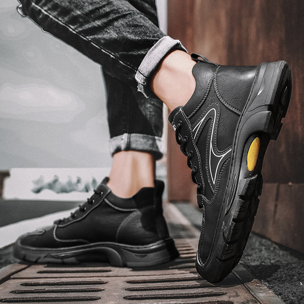 Ανδρικά αθλητικά παπούτσια με κορδόνια