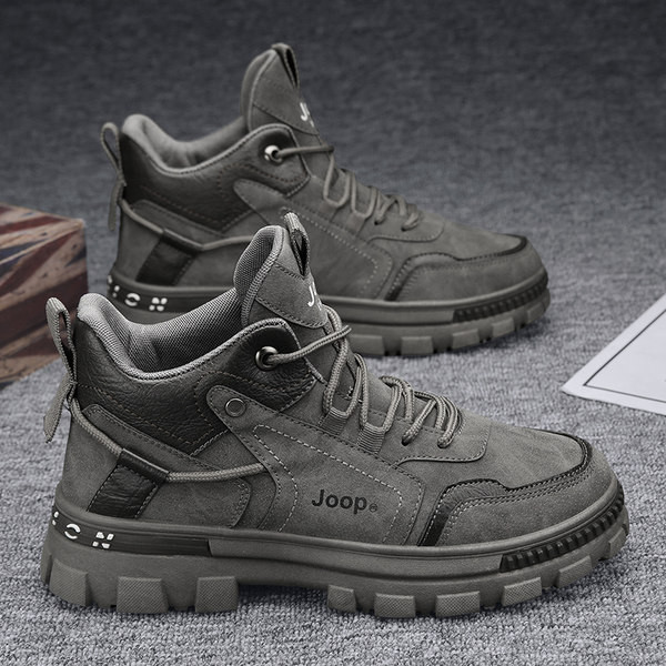 Ανδρικά μποτάκια casual με τραχιά σόλα