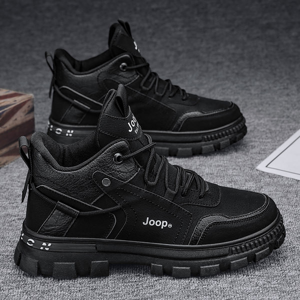 Ανδρικά μποτάκια casual με τραχιά σόλα