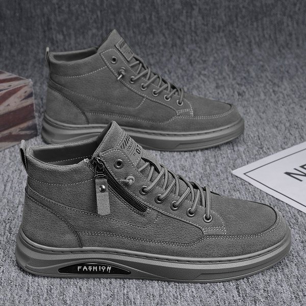 Novi model muških cipela sa patentnim zatvaračem i vezicama