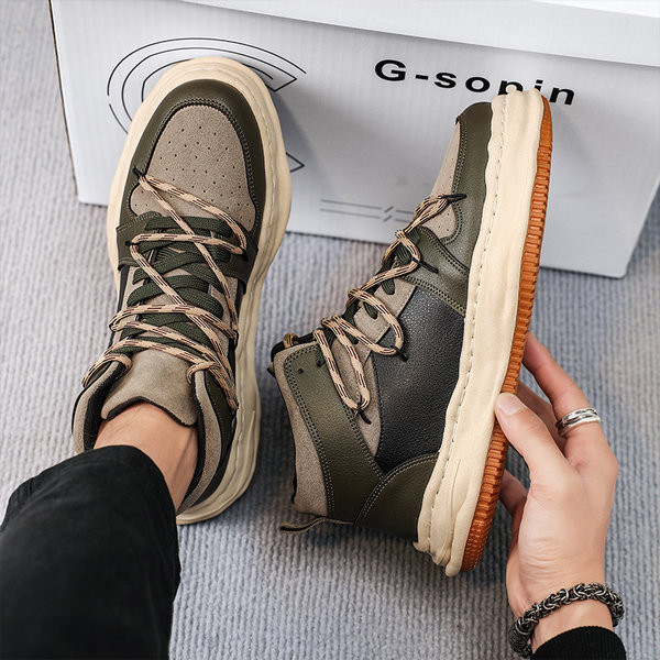 Jauna modeļa vīriešu kedas ar šņorēm