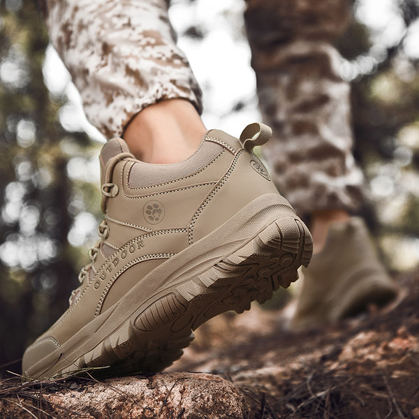 Vīriešu kedas ar raupju zoli