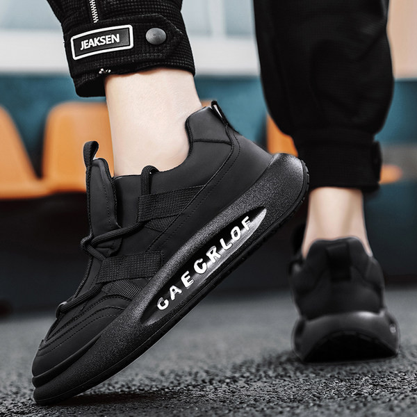 Νέο μοντέλο ανδρικά sneakers με επιγραφή