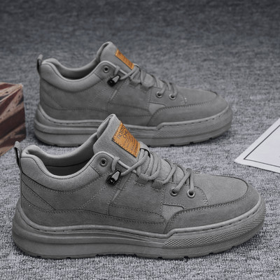 Vīriešu ziemas zābaki ar logotipu un plakanu zoli