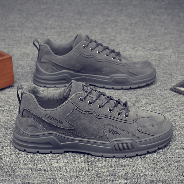 Ανδρικά παπούτσια με κορδόνια - δύο μοντέλα