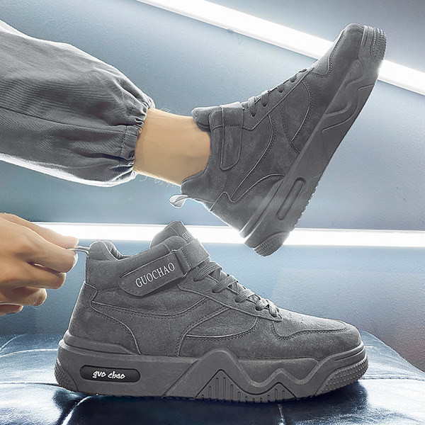 Ziemas vīriešu apavi ar uzrakstu