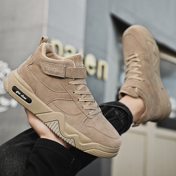 Ziemas vīriešu apavi ar uzrakstu