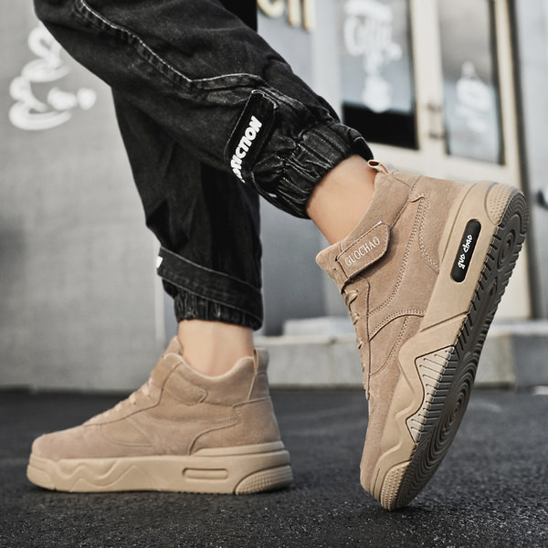 Ziemas vīriešu apavi ar uzrakstu