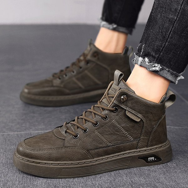 Κομψά χειμερινά παπούτσια από τεχνητό δέρμα με επίπεδη σόλα και κορδόνια