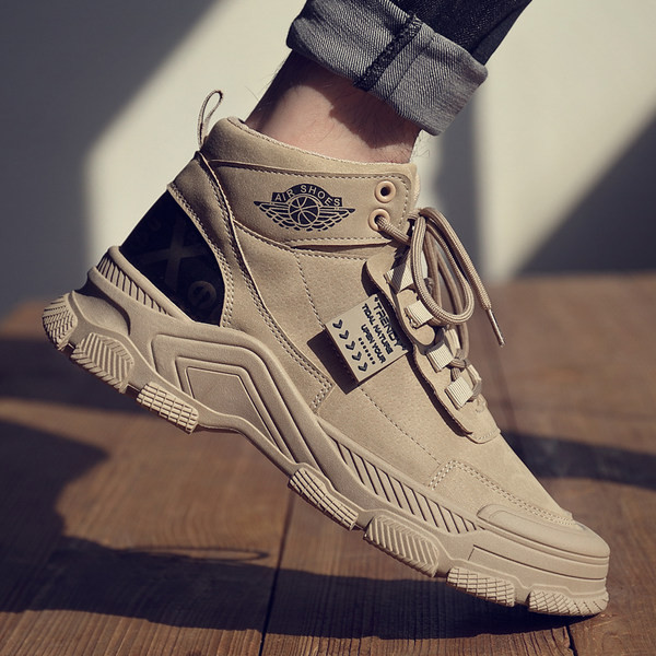 Muške čizme s vezicama i printom