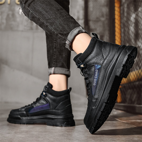 Muške tenisice s natpisom