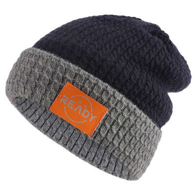 Ανδρικό καπέλο με επιγραφή