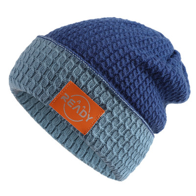 Ανδρικό καπέλο με επιγραφή