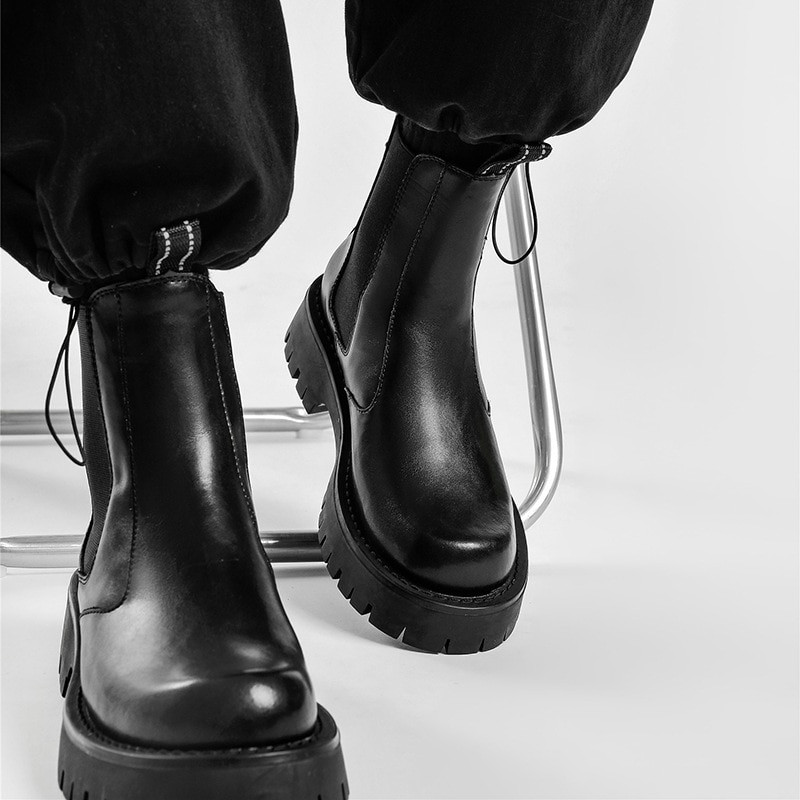 Melni vīriešu Chelsea zābaki, šķeltas ādas vīriešu zābaki uz potītēm, platforma, ikdienas apavi, apaļi purngali, brīvā laika motociklu zābaki