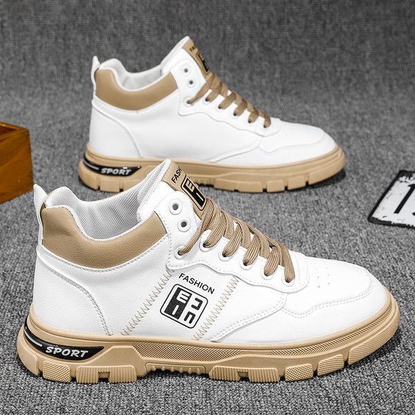 Jauns vīriešu apavu modelis ar uzrakstu