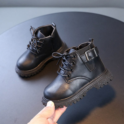 Modne kožne neklizajuće čizme za gležnjeve Tople plišane dječje moderne čizme Zimske cipele za malu djecu Bijelo crne čizme za snijeg za dječake Djevojčice