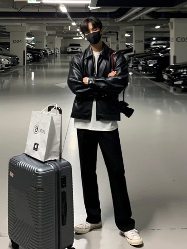 IEFB korejski šik muška jakna od PU kože s dvostrukim patentnim zatvaračem 2022. Nova crna jednostavna trendi jesenski crni kaputi s reverom Chic Ležerni 9A1175