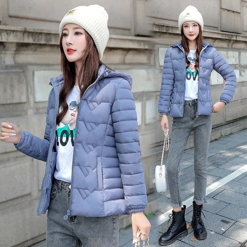 Sieviešu Parkas Ziemas jaka 2022 Jauns, silts sieviešu pamatmētelis ar kapuci, kokvilnas polsterēts Parkas īsās jakas ārējais apģērbs, liels izmērs 6XL