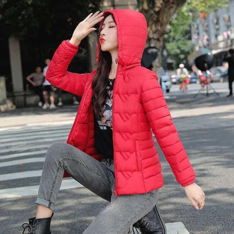 Sieviešu Parkas Ziemas jaka 2022 Jauns, silts sieviešu pamatmētelis ar kapuci, kokvilnas polsterēts Parkas īsās jakas ārējais apģērbs, liels izmērs 6XL