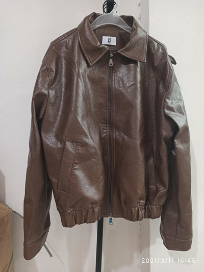 IEFB muška odjeća Jesenski novi kaput prekomjerne veličine Korejski trend Labava ležerna PU kožna jakna Kaput Muška odjeća s patentnim zatvaračem na rever 9Y4382