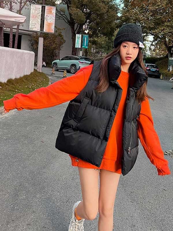 EleeMee sieviešu jaka bez piedurknēm kabata brīva sieviešu ziemas veste Jauna modes ikdienas ikdienas ietērps Stilīgs sieviešu virsdrēbes izmērs M-2XL