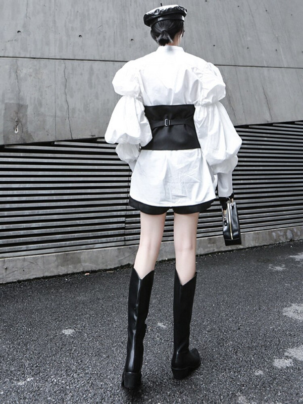 [EAM] Sieviešu, melna poga, sadalīta locītava asimetriska, brīvi pieguļoša veste, jauna bezpiedurkņu modes plūdmaiņa, pavasaris, 2022. gada rudens, 1K371