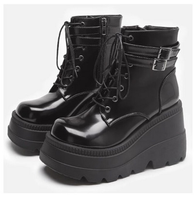 Χειμερινή μόδα Μπότες υψηλής πλατφόρμας Δερμάτινες ψηλές σφήνες Γυναικείες μπότες 2021 Νέα γυναικεία ψηλοτάκουνα παπούτσια σε στιλ πανκ για γυναίκες