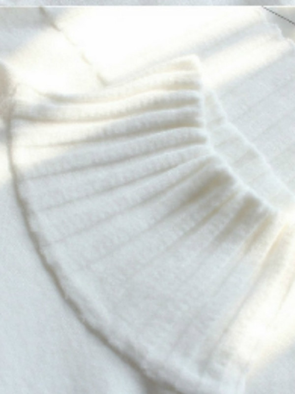 Augstas kvalitātes 2022. gada rudens ziemas džemperis ar džemperi ar apkakli Sieviešu lielizmēra trikotāžas džemperi Džemperi Mīksts balts melns džemperis