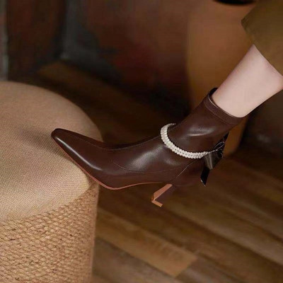 Augstpapēžu kurpes smails purngals kails zābaki melni zābaki Modes tievi papēžu zābaki Retro sieviešu apavi Botas