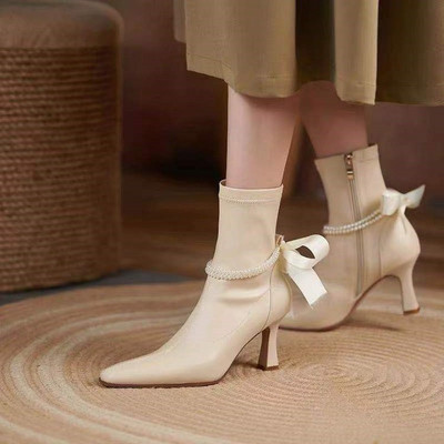 Augstpapēžu kurpes smails purngals kails zābaki melni zābaki Modes tievi papēžu zābaki Retro sieviešu apavi Botas