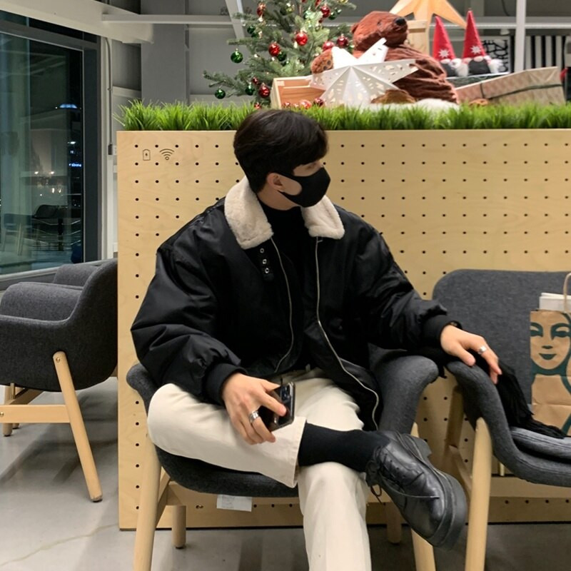 Ziemas jaka vīriešiem silts modes biezināts īss mētelis vīriešu korejiešu vaļīgs biezs jēra kažokādas jakas Lielizmēra dūnu jaka vīriešu Parker