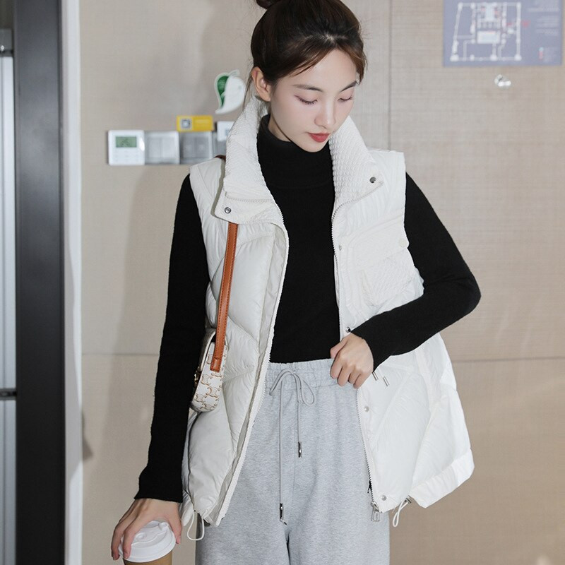 Eiropas stacijas modes veste sieviešu īsa 2022. gada jauna vestes ārējā nodiluma bezpiedurkņu jaka
