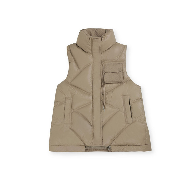 Eiropas stacijas modes veste sieviešu īsa 2022. gada jauna vestes ārējā nodiluma bezpiedurkņu jaka