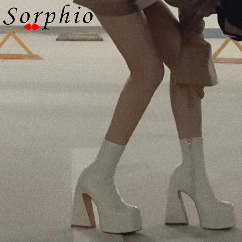 Γυναικείες μπότες μοτοσικλέτας για γυναίκες πλατφόρμα Strange Heel Fashion Γυναικεία παπούτσια 2022 Καλοκαίρι δημοφιλές στυλ με φερμουάρ