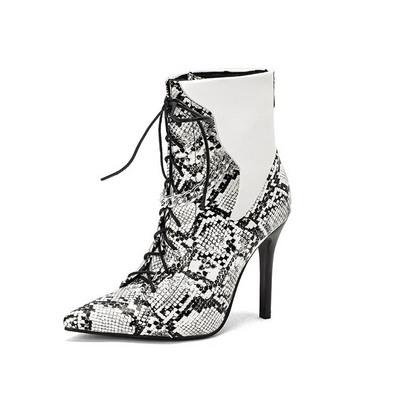 Liela izmēra 48 puszābaki sievietēm 2022. gada rudens un ziemas modes augstpapēžu kurpes ar smailiem purngaliem, jauktas krāsas rāvējslēdzēju etniskā stila laivas